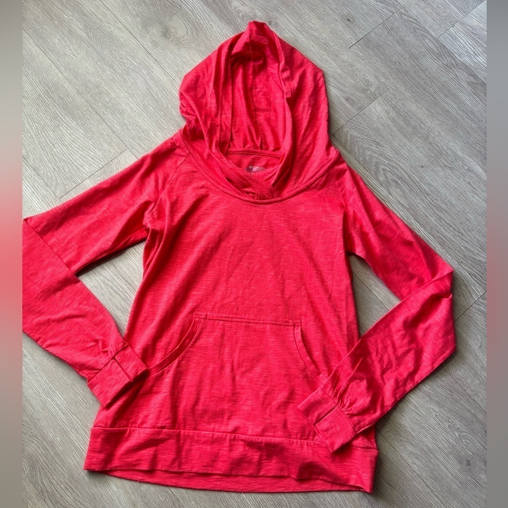 NWOT Colombia Hooded Pull Over small coral with slit cuff lightweight